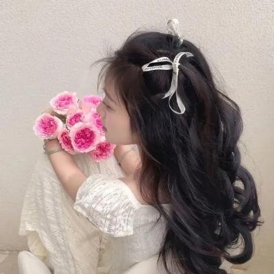 洞里的月亮